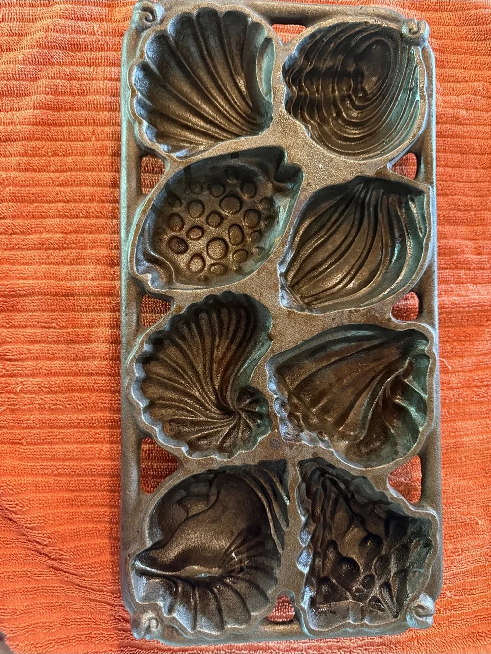 John Wright co cast iron mold